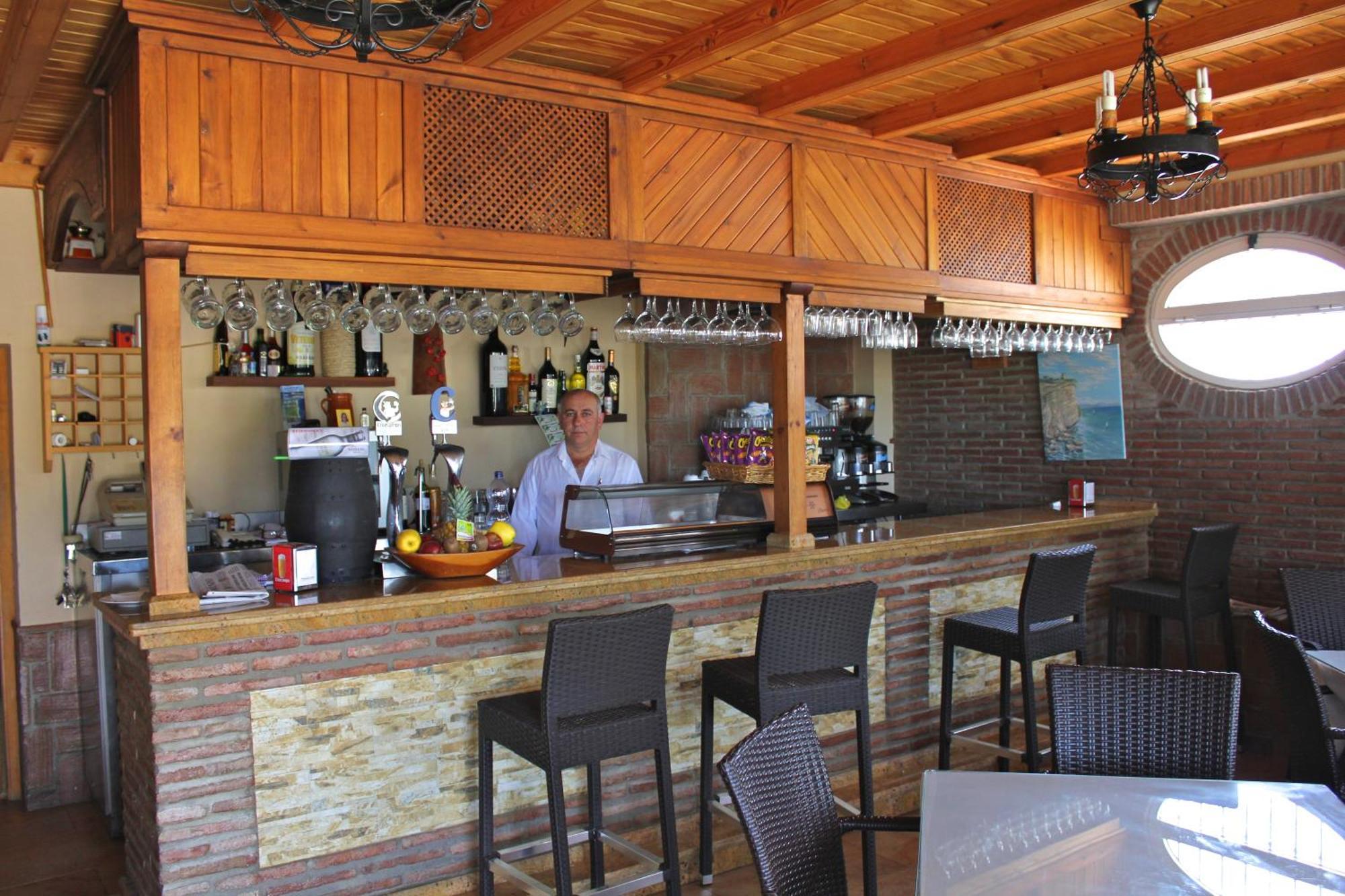 Hostal Cafeteria El Mero Zahora Exterior photo